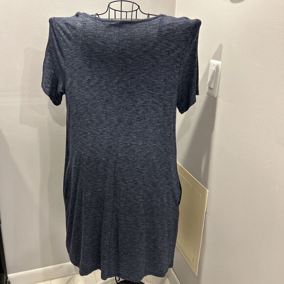 Gap gray maternity dress Medium Short Sleeve NWT new - Picture 2 of 7